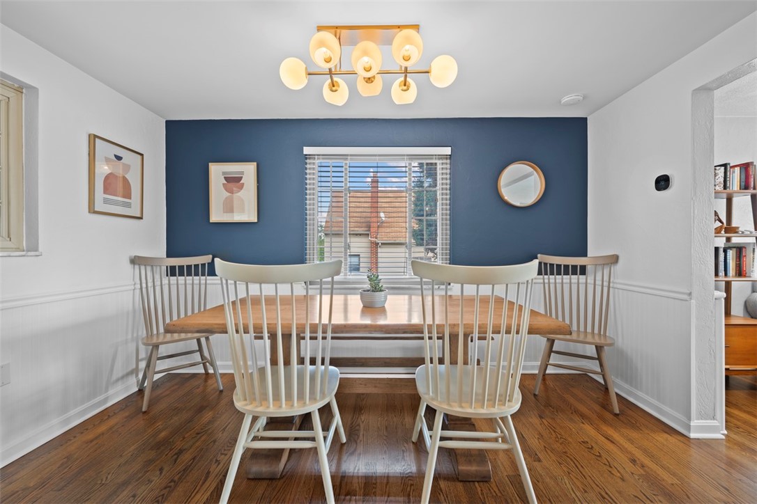 Brookline, Pennsylvania 15226, United States, 3 Bedrooms Bedrooms, ,1 BathroomBathrooms,Residential,Contingent,131134