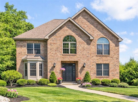 Photo of 127 Breezewood Dr, Venetia, PA 15367 (MLS # 1762022)