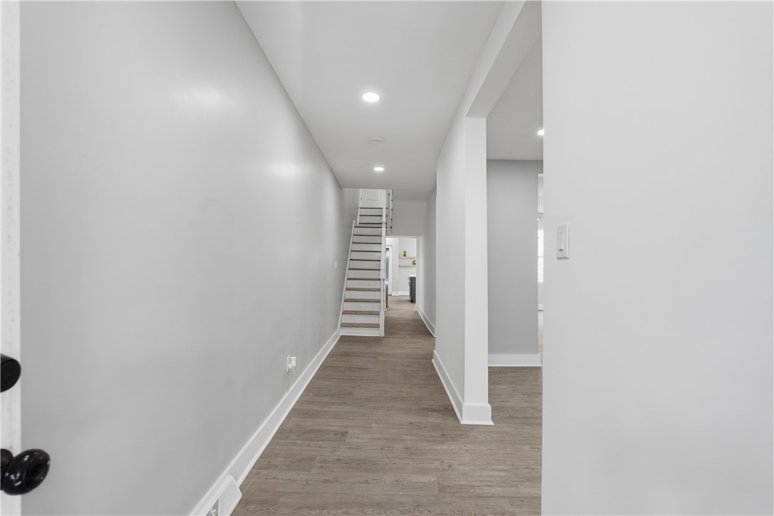 1206 Linden Place