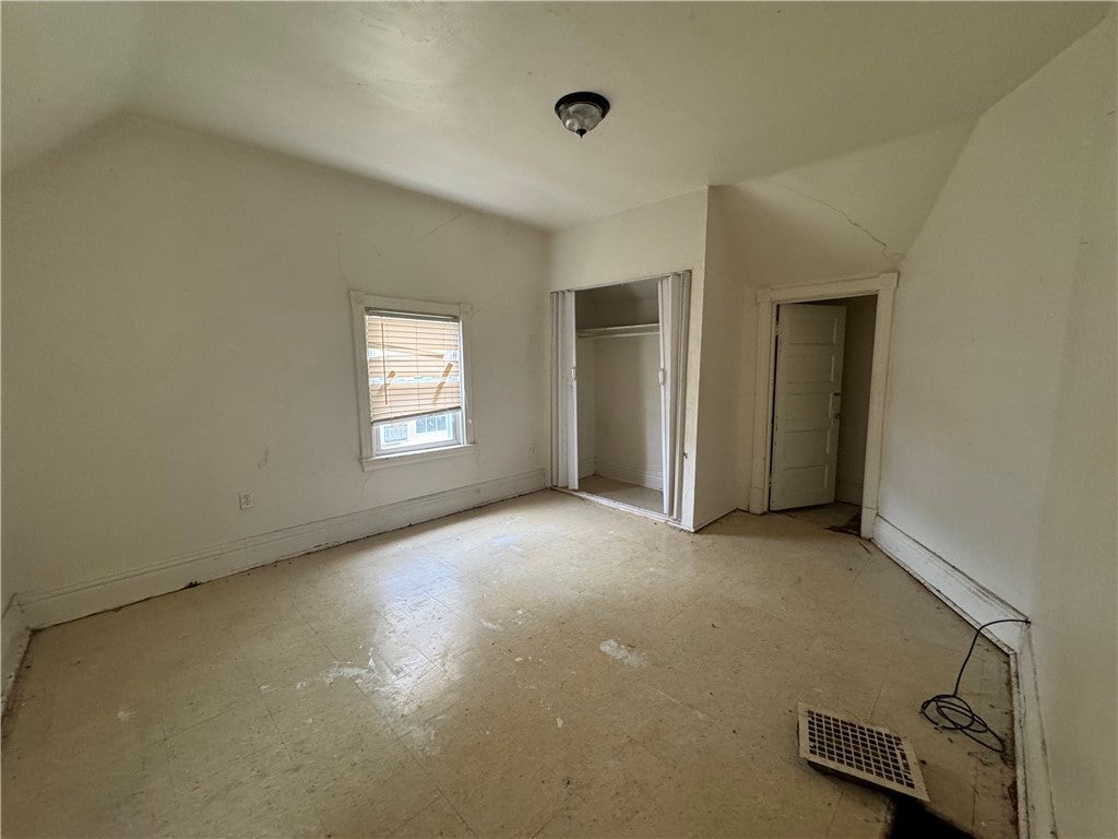 42 Sprague St