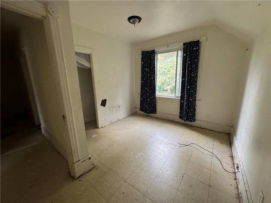 42 Sprague St