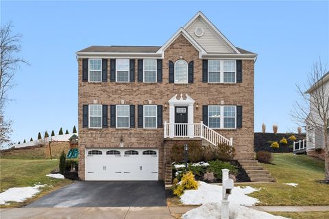 225 Foxwood Rd Moon/Crescent Twp PA 15108