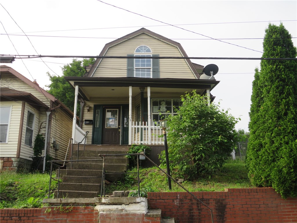 Photo 1 of 27 — 1119 Charles St, Stowe Twp, PA 15136