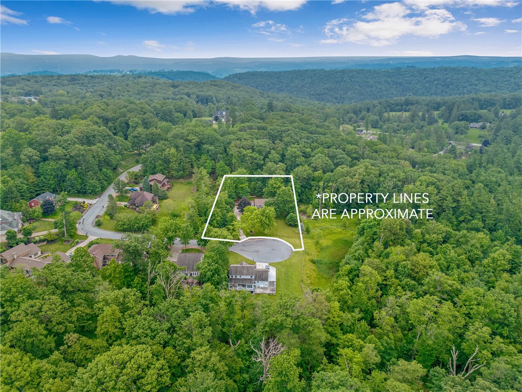 Westmont Hilltop School District, Pennsylvania 15905, United States, 5 Bedrooms Bedrooms, ,4 BathroomsBathrooms,Residential,Active,162014