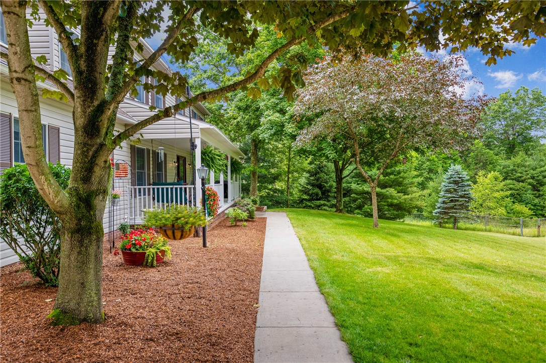 Westmont Hilltop School District, Pennsylvania 15905, United States, 5 Bedrooms Bedrooms, ,4 BathroomsBathrooms,Residential,Active,162014