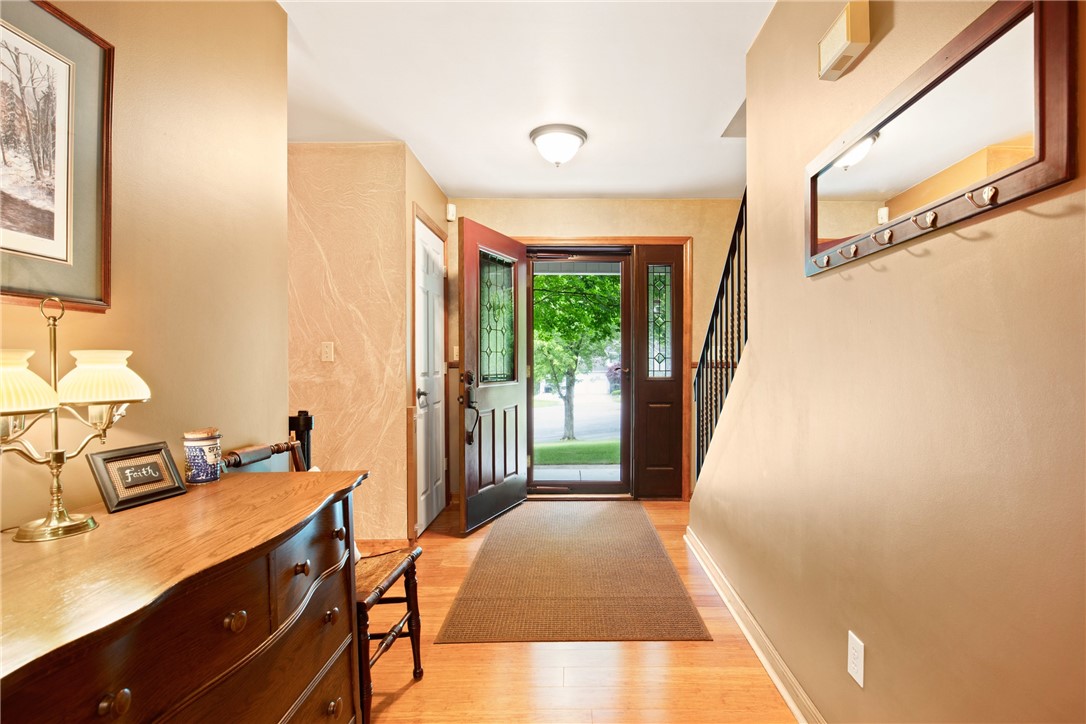 Westmont Hilltop School District, Pennsylvania 15905, United States, 5 Bedrooms Bedrooms, ,4 BathroomsBathrooms,Residential,Active,162014