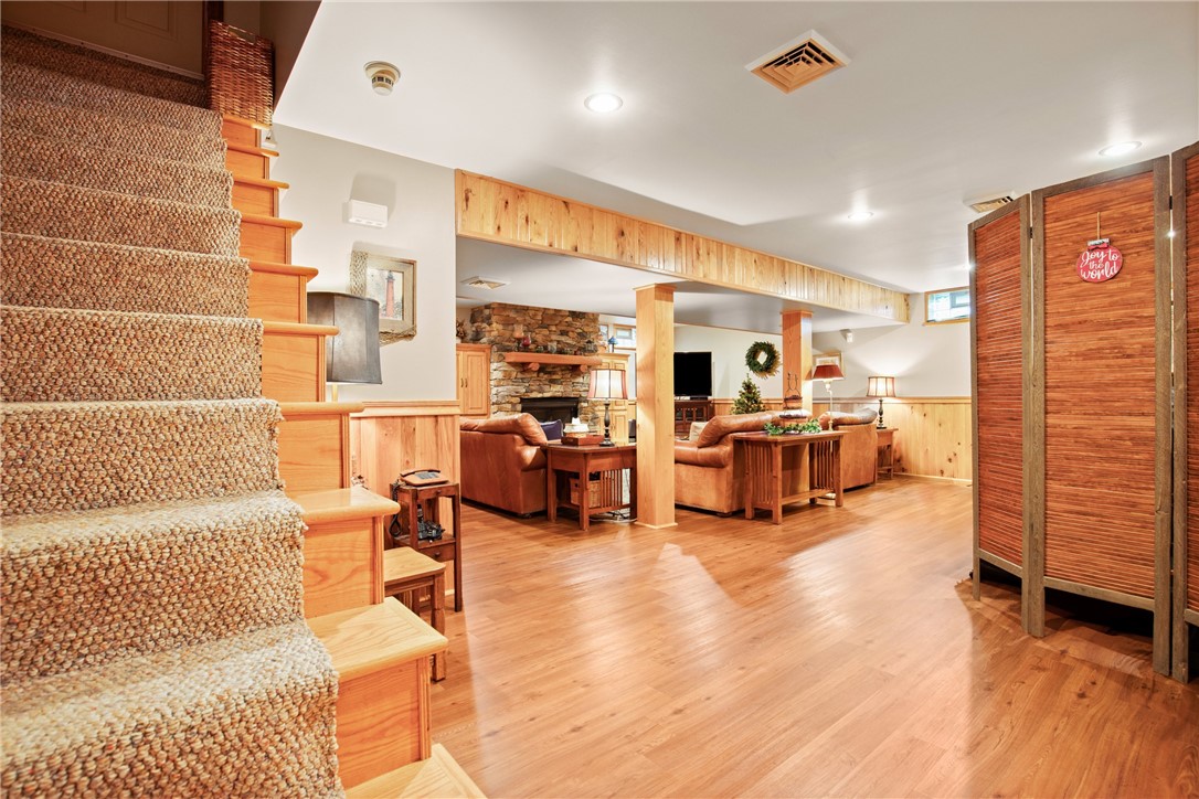 Westmont Hilltop School District, Pennsylvania 15905, United States, 5 Bedrooms Bedrooms, ,4 BathroomsBathrooms,Residential,Active,162014