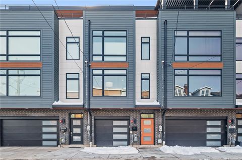 Photo of 1818 Wharton St, Pittsburgh, PA 15203 (MLS # 1739375)