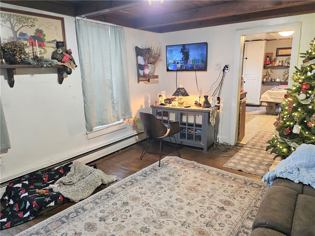 Slippery Rock Boro, Pennsylvania 16057, United States, 4 Bedrooms Bedrooms, ,2 BathroomsBathrooms,Residential,Active,253502