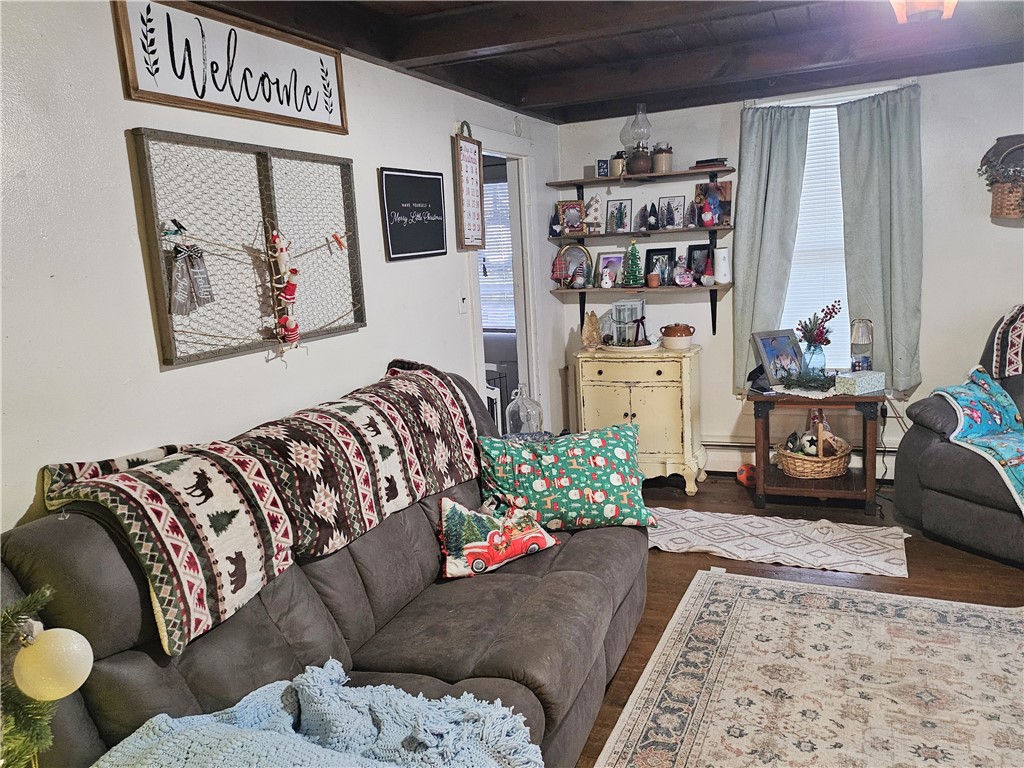 Slippery Rock Boro, Pennsylvania 16057, United States, 4 Bedrooms Bedrooms, ,2 BathroomsBathrooms,Residential,Active,253502