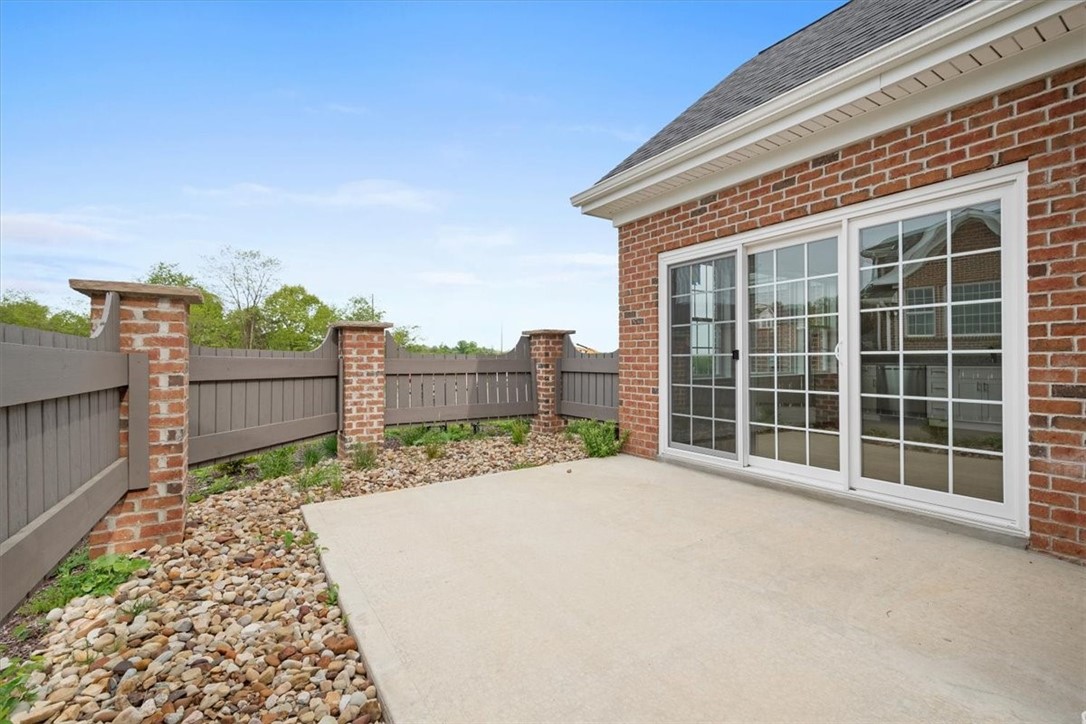 Moon/Crescent Twp, Pennsylvania 15046, United States, 3 Bedrooms Bedrooms, ,3 BathroomsBathrooms,Residential,Active,58658