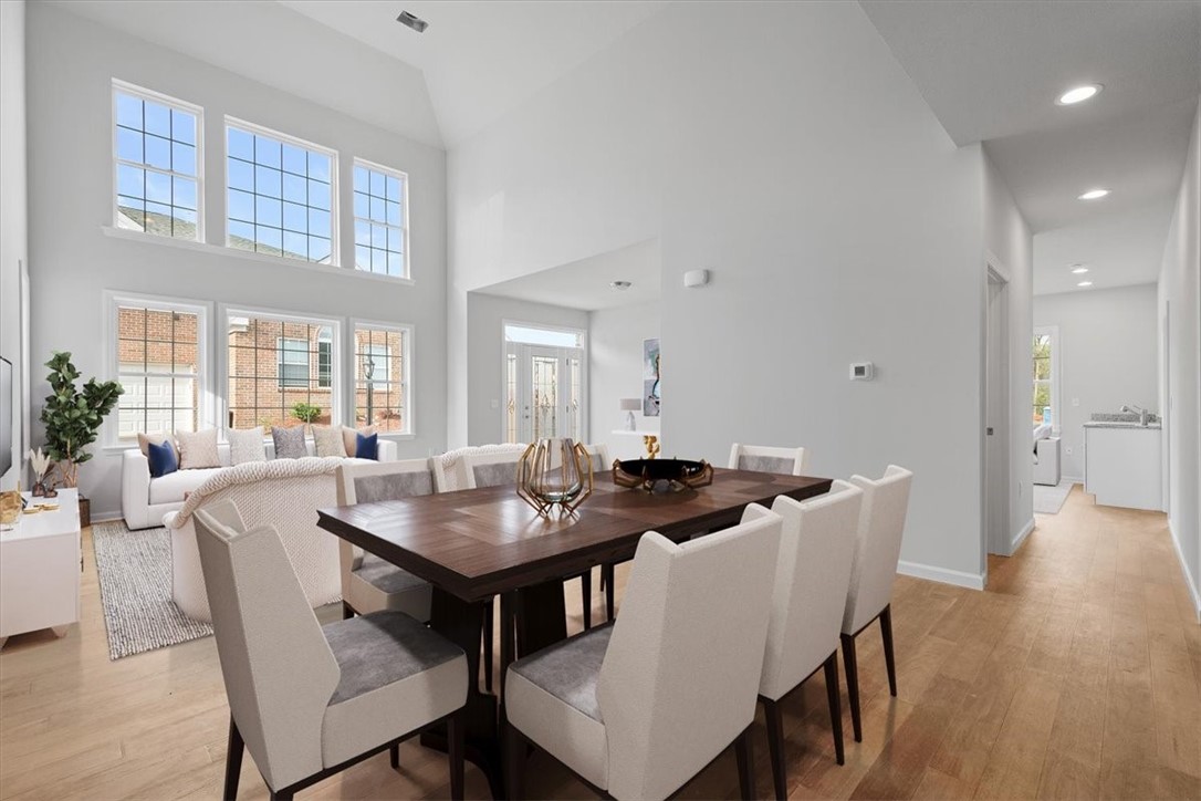 Moon/Crescent Twp, Pennsylvania 15046, United States, 3 Bedrooms Bedrooms, ,3 BathroomsBathrooms,Residential,Active,58658