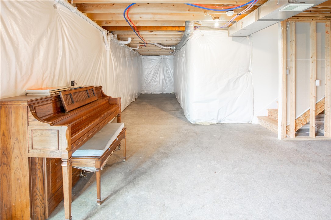 Connoquenessing Boro, Pennsylvania 16033, United States, 4 Bedrooms Bedrooms, ,3 BathroomsBathrooms,Residential,Active,195411