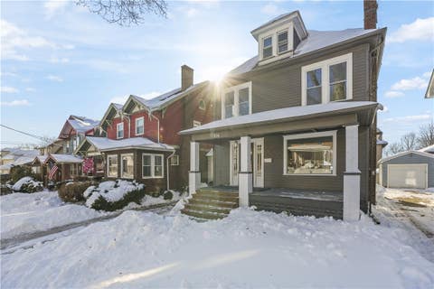 Photo for 304 E Winter Ave