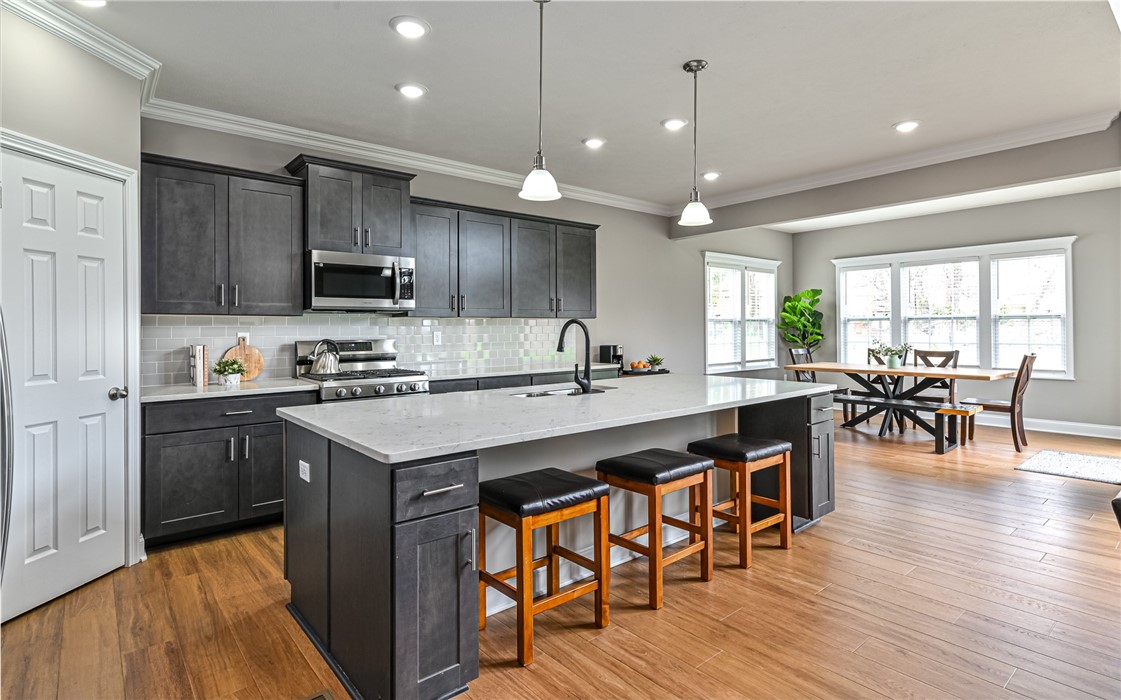 1191 Brook View Ct