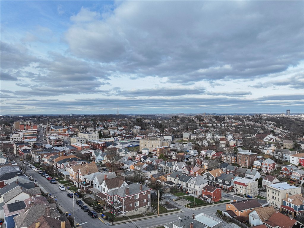 Dormont, Pennsylvania 15216, United States, 3 Bedrooms Bedrooms, ,1 BathroomBathrooms,Residential,Active,251495