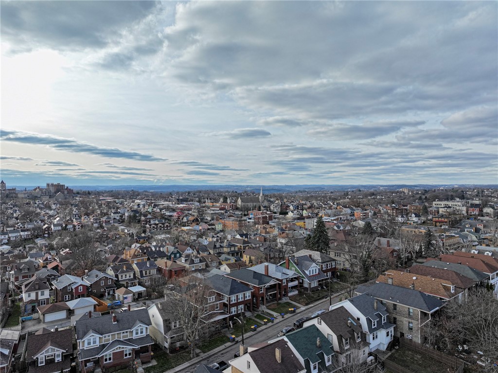 Dormont, Pennsylvania 15216, United States, 3 Bedrooms Bedrooms, ,1 BathroomBathrooms,Residential,Active,251495