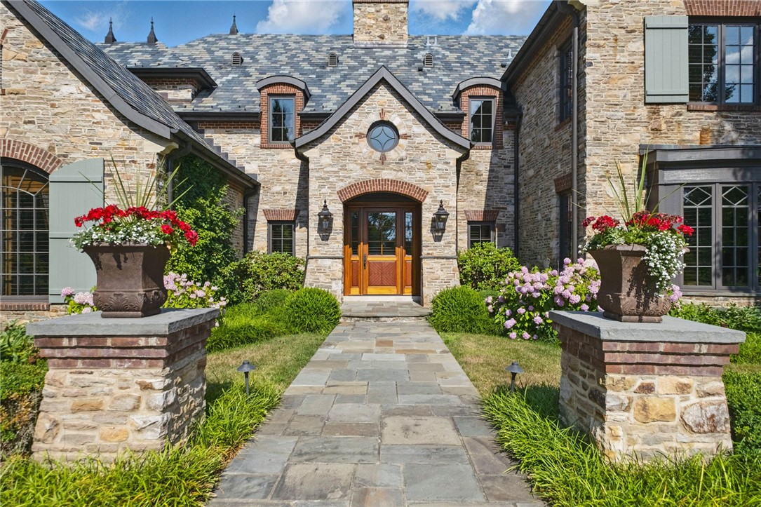 341 Fairview Road