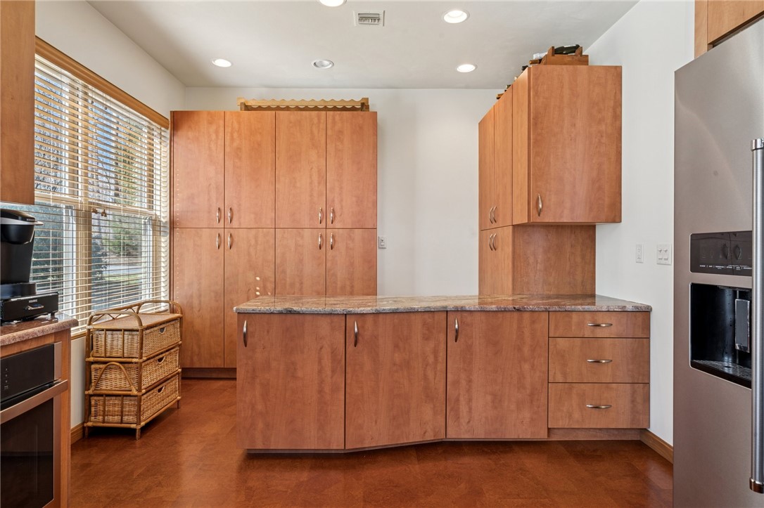 2406 South Ridge Lane Ln, Hidden Valley, Pennsylvania image 9