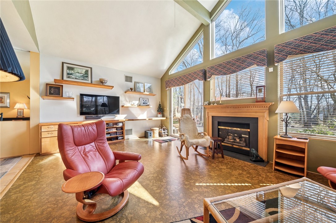 2406 South Ridge Lane Ln, Hidden Valley, Pennsylvania image 18