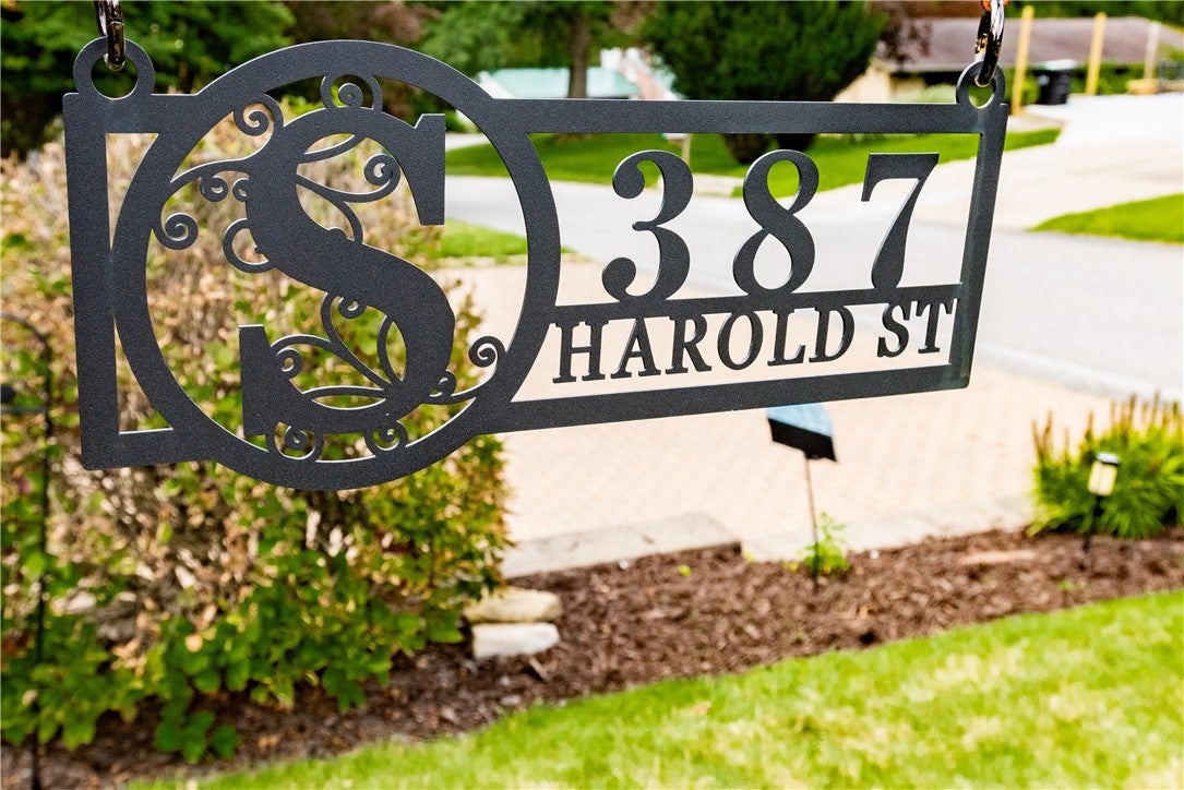 387 Harold St