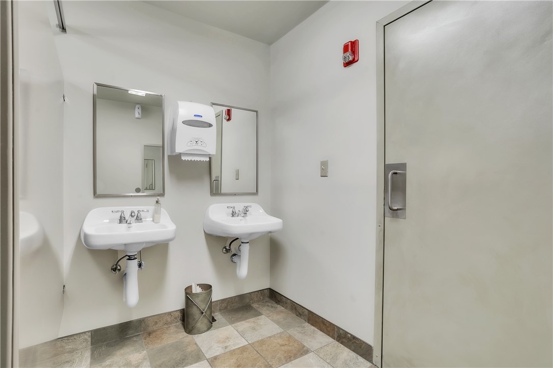 Jefferson Hills, Pennsylvania 15025, United States, ,Residential,Active,244470