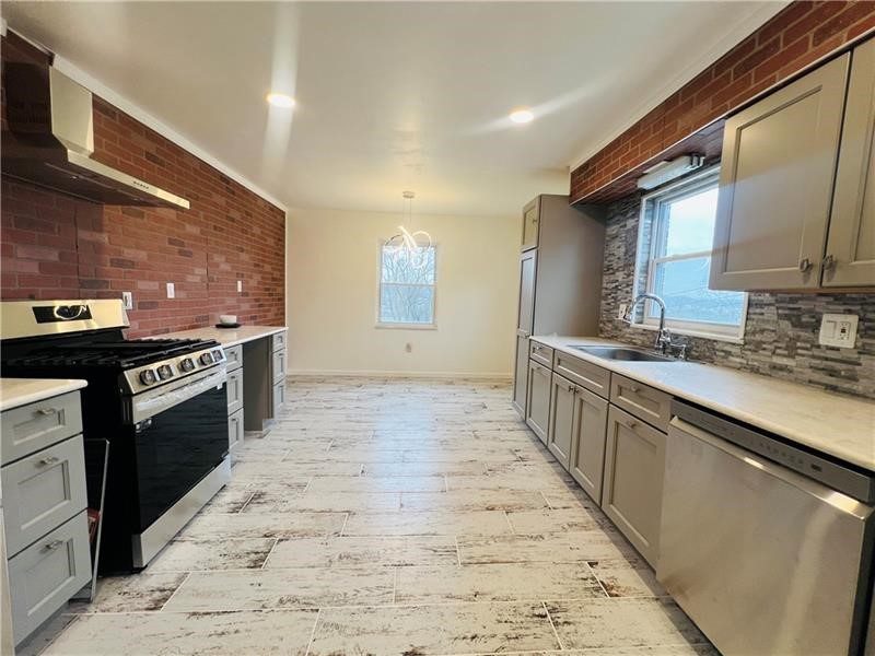 Baldwin Boro, Pennsylvania 15227, United States, 4 Bedrooms Bedrooms, ,2 BathroomsBathrooms,Residential,Active,6745