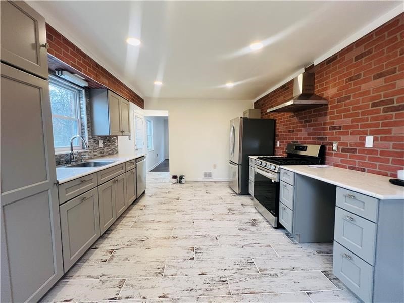 Baldwin Boro, Pennsylvania 15227, United States, 4 Bedrooms Bedrooms, ,2 BathroomsBathrooms,Residential,Active,6745