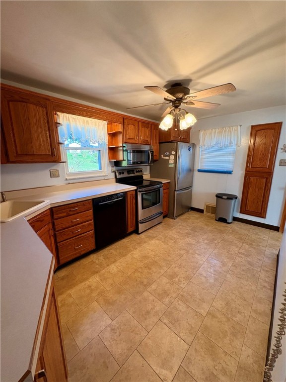 4426 East Barlind Dr Dr, Whitehall, Pennsylvania image 6