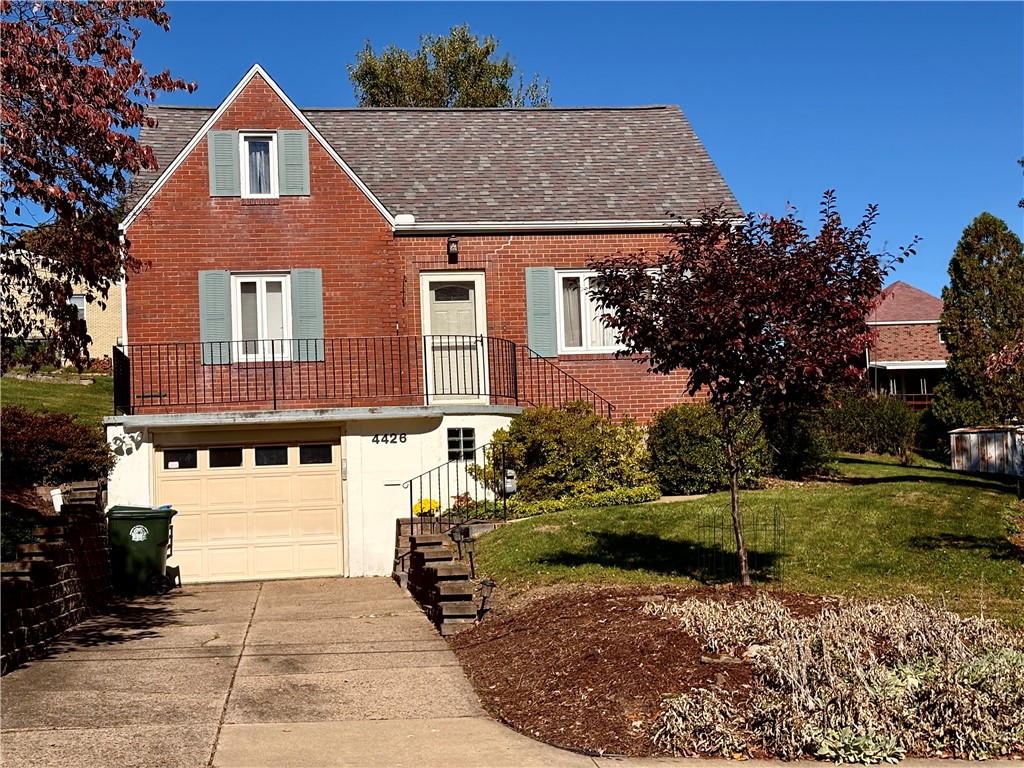 4426 East Barlind Dr Dr, Whitehall, Pennsylvania image 1