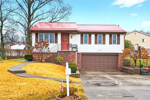 Photo of 122 Manor Dr, West Newton, PA 15089 (MLS # 1732352)