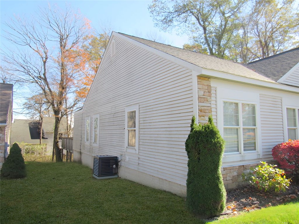 2413 South Ridge Place