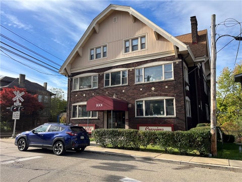 Photo for 1601 Hillsdale Ave 2