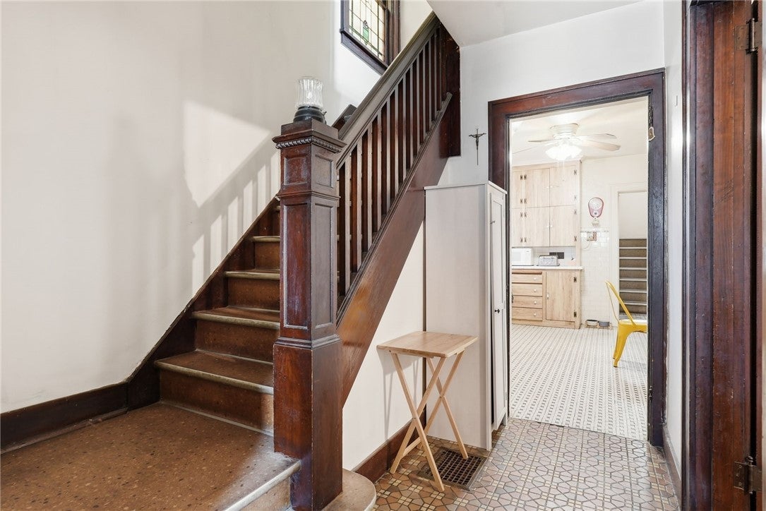 222 39th Street