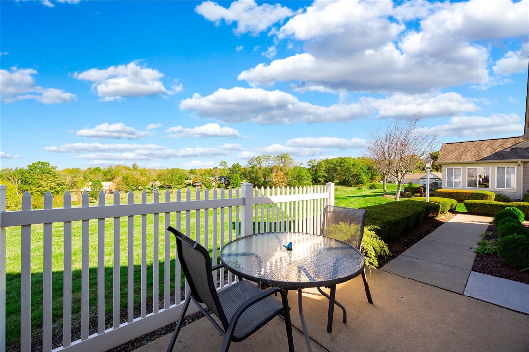 Connoquenessing Twp, Pennsylvania 16053, United States, 2 Bedrooms Bedrooms, ,2 BathroomsBathrooms,Residential,Active,232193