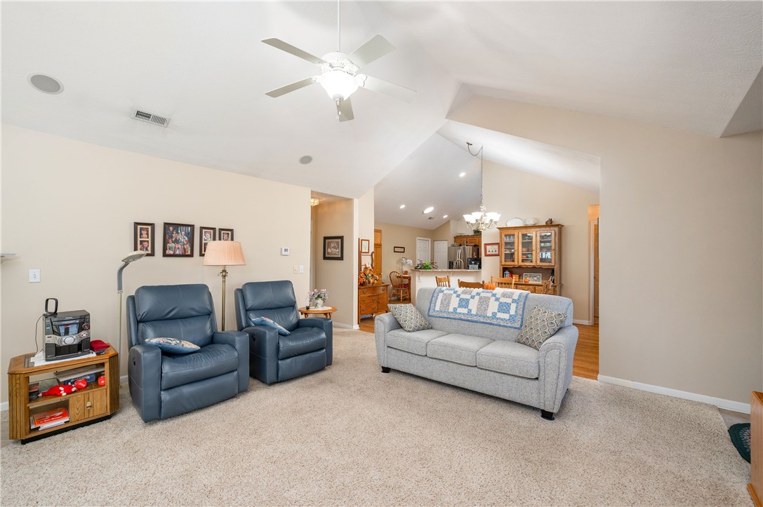 Connoquenessing Twp, Pennsylvania 16053, United States, 2 Bedrooms Bedrooms, ,2 BathroomsBathrooms,Residential,Active,232193