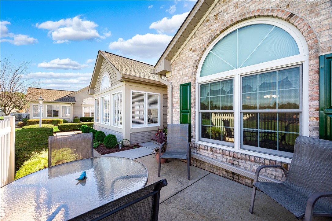 Connoquenessing Twp, Pennsylvania 16053, United States, 2 Bedrooms Bedrooms, ,2 BathroomsBathrooms,Residential,Active,232193