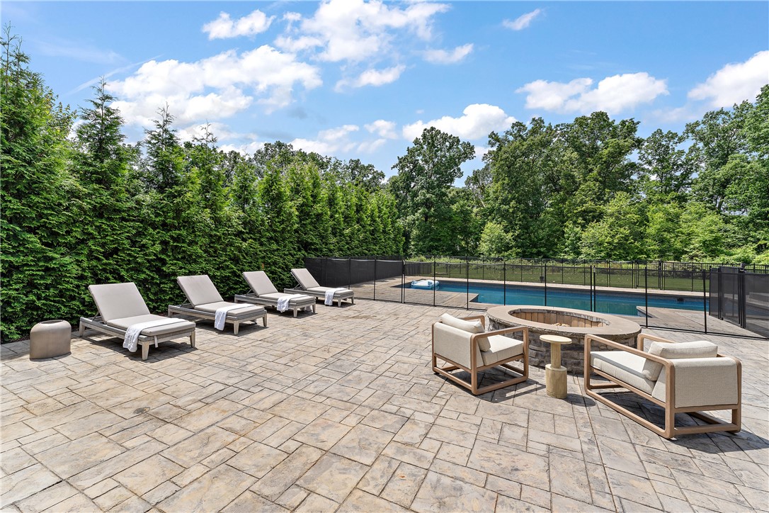 Marshall, Pennsylvania 16046, United States, 6 Bedrooms Bedrooms, ,5 BathroomsBathrooms,Residential,Active,82967