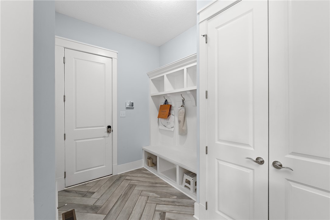 Marshall, Pennsylvania 16046, United States, 6 Bedrooms Bedrooms, ,5 BathroomsBathrooms,Residential,Active,82967