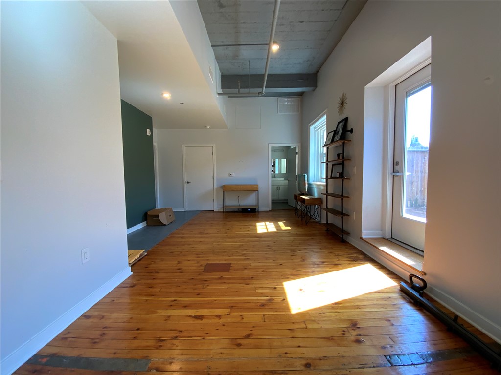 Lawrenceville, Pennsylvania 15201, United States, 1 Bedroom Bedrooms, ,1 BathroomBathrooms,Residential,Active,94633