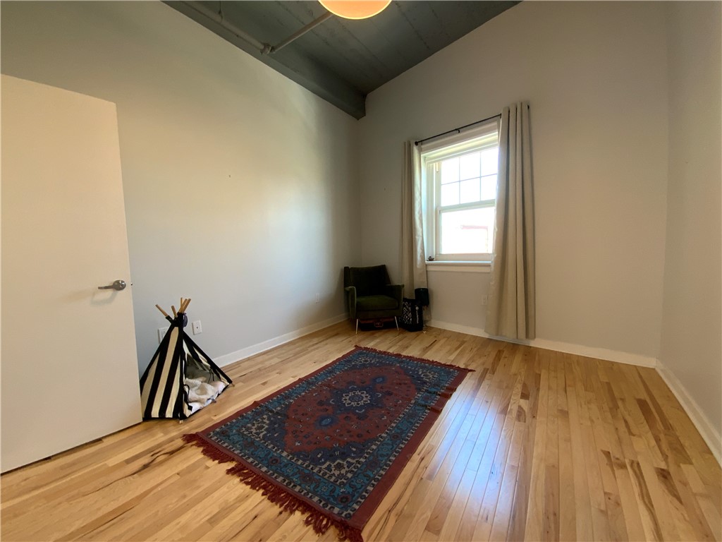 Lawrenceville, Pennsylvania 15201, United States, 1 Bedroom Bedrooms, ,1 BathroomBathrooms,Residential,Active,94633