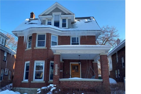 Photo for 1249 W 10th St