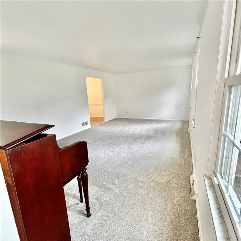 Peters Twp, Pennsylvania 15317, United States, 4 Bedrooms Bedrooms, ,3 BathroomsBathrooms,Residential,Active,105278