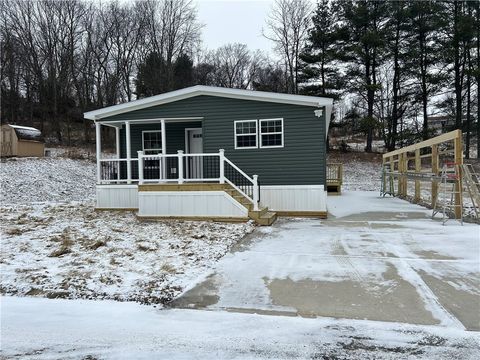 235 Sunnyhill Adams Twp PA 16059