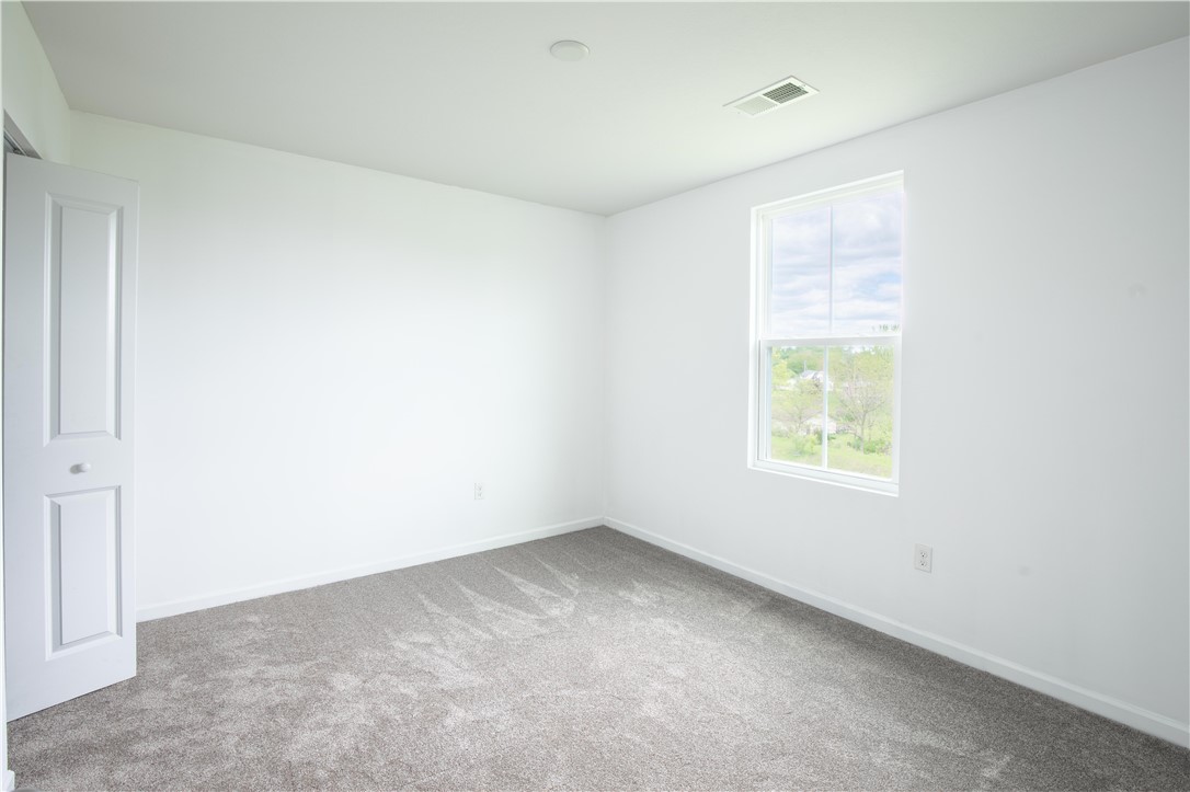 Connoquenessing Boro, Pennsylvania 16033, United States, 4 Bedrooms Bedrooms, ,3 BathroomsBathrooms,Residential,Active,127781