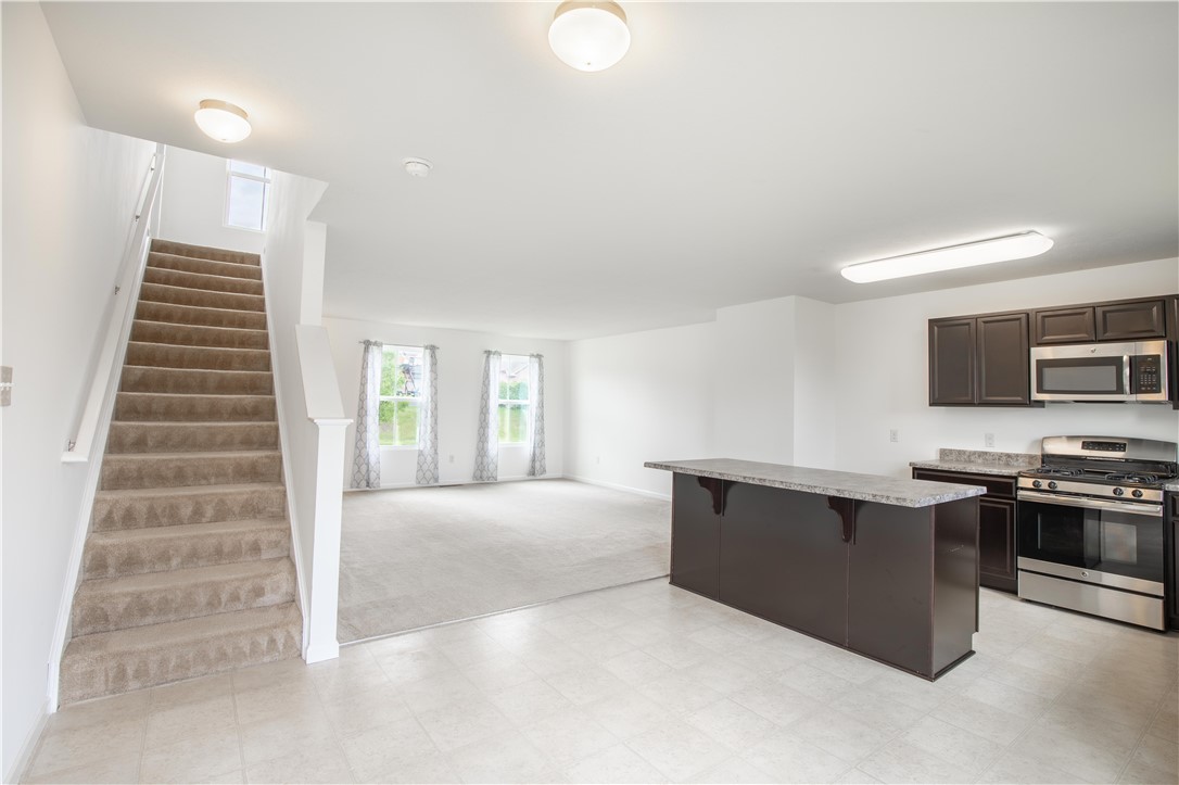 Connoquenessing Boro, Pennsylvania 16033, United States, 4 Bedrooms Bedrooms, ,3 BathroomsBathrooms,Residential,Active,127781