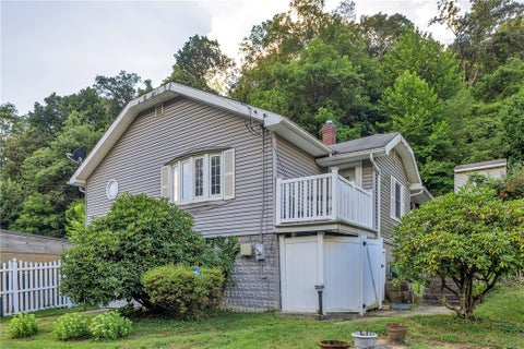 Photo for 912 Wall Ave