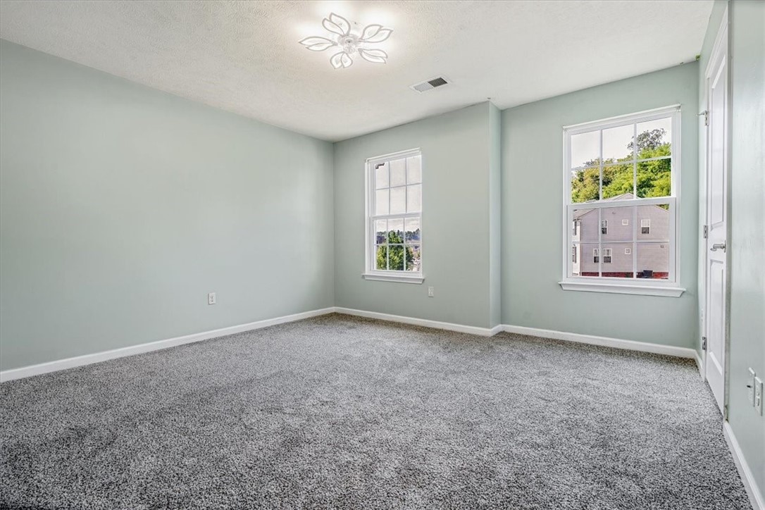 South Fayette, Pennsylvania 15057, United States, 3 Bedrooms Bedrooms, ,3 BathroomsBathrooms,Residential,Active,210188