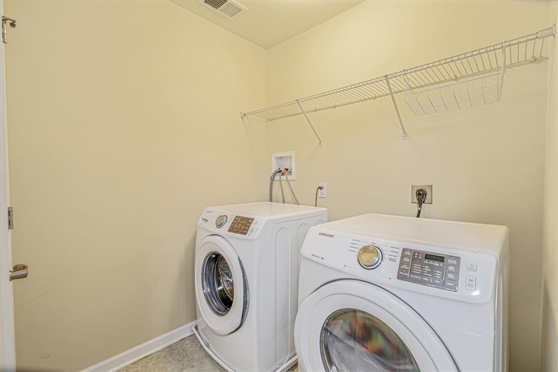 South Fayette, Pennsylvania 15057, United States, 3 Bedrooms Bedrooms, ,3 BathroomsBathrooms,Residential,Active,210188