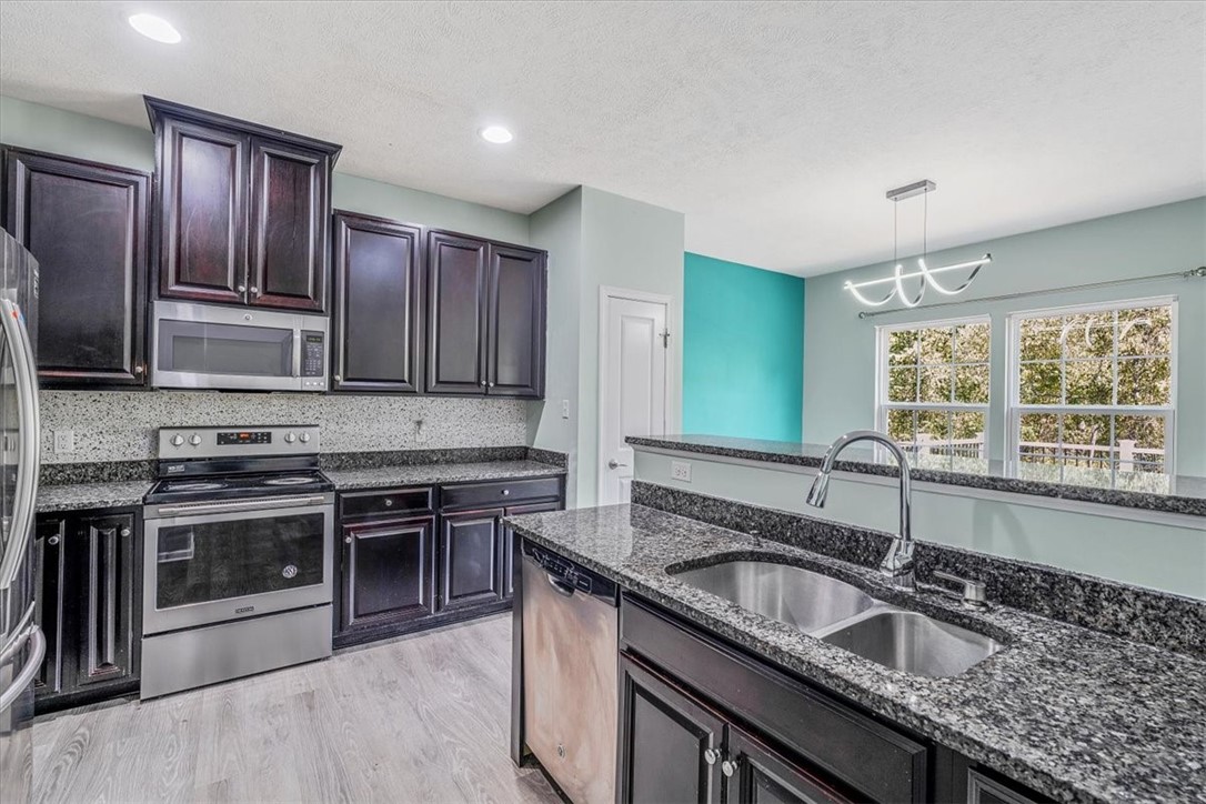 South Fayette, Pennsylvania 15057, United States, 3 Bedrooms Bedrooms, ,3 BathroomsBathrooms,Residential,Active,210188